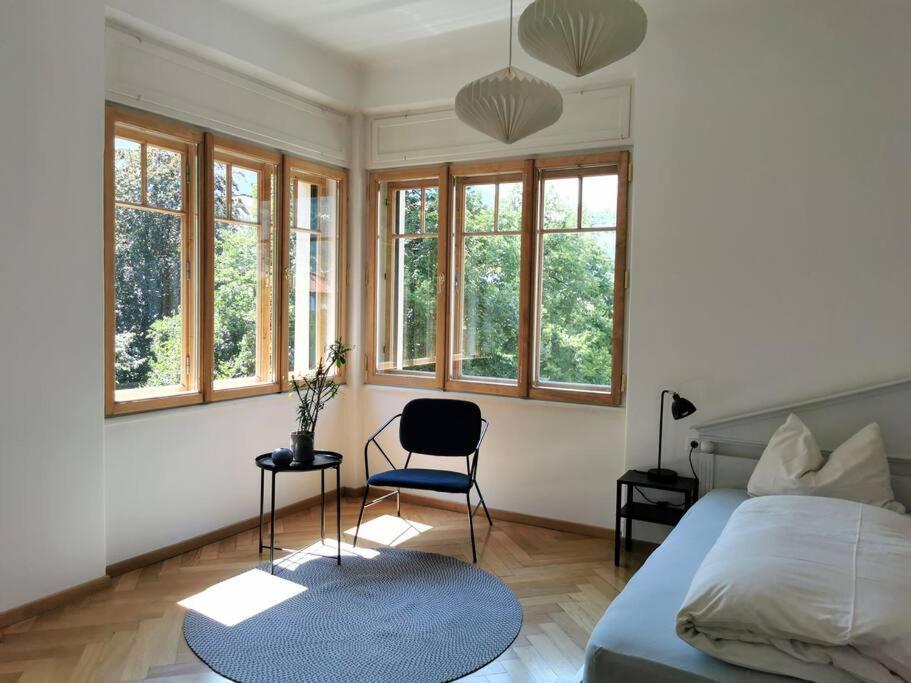 Cityappartment Villa Landeck Мерано Екстериор снимка